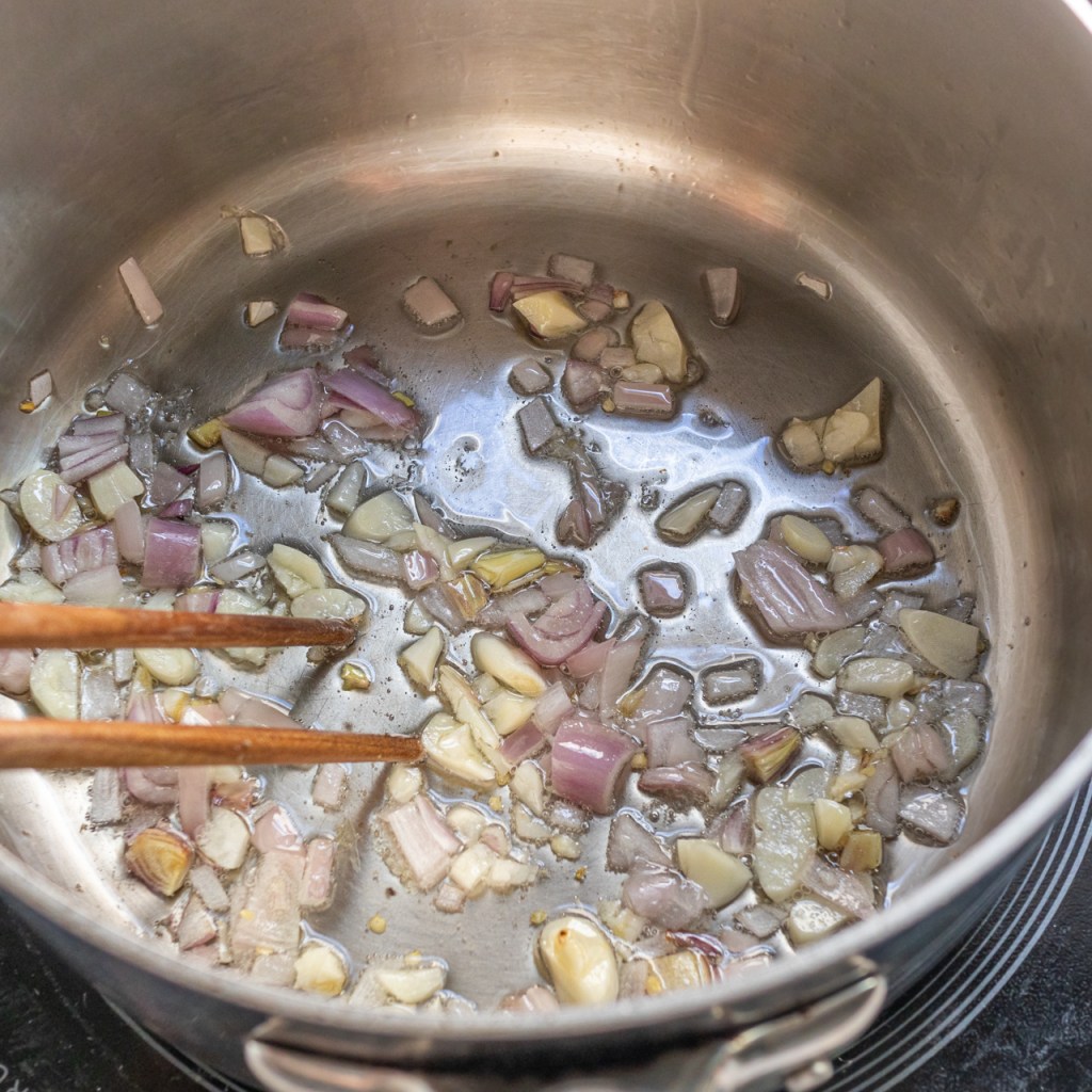 How to Make Vietnamese Canh Chua La Giang Ca (River Leaf Sour Soup with Fish)
