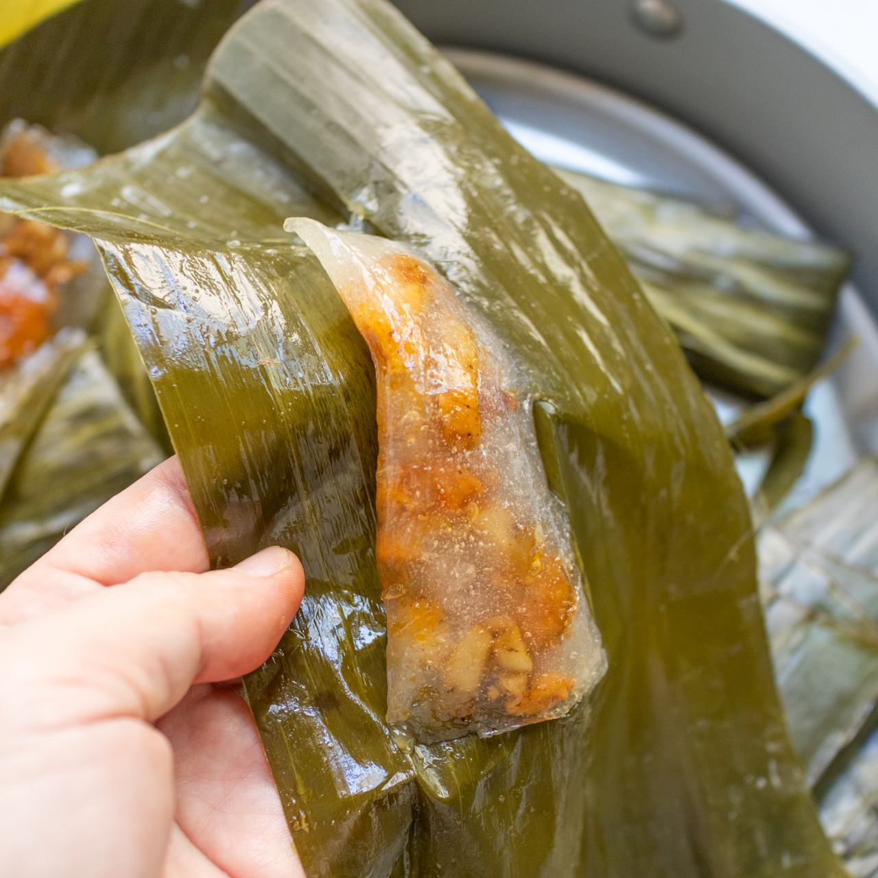 Vietnamese Clear Pork & Shrimp Dumpling (Bánh Bột Lọc Lá Chuối)