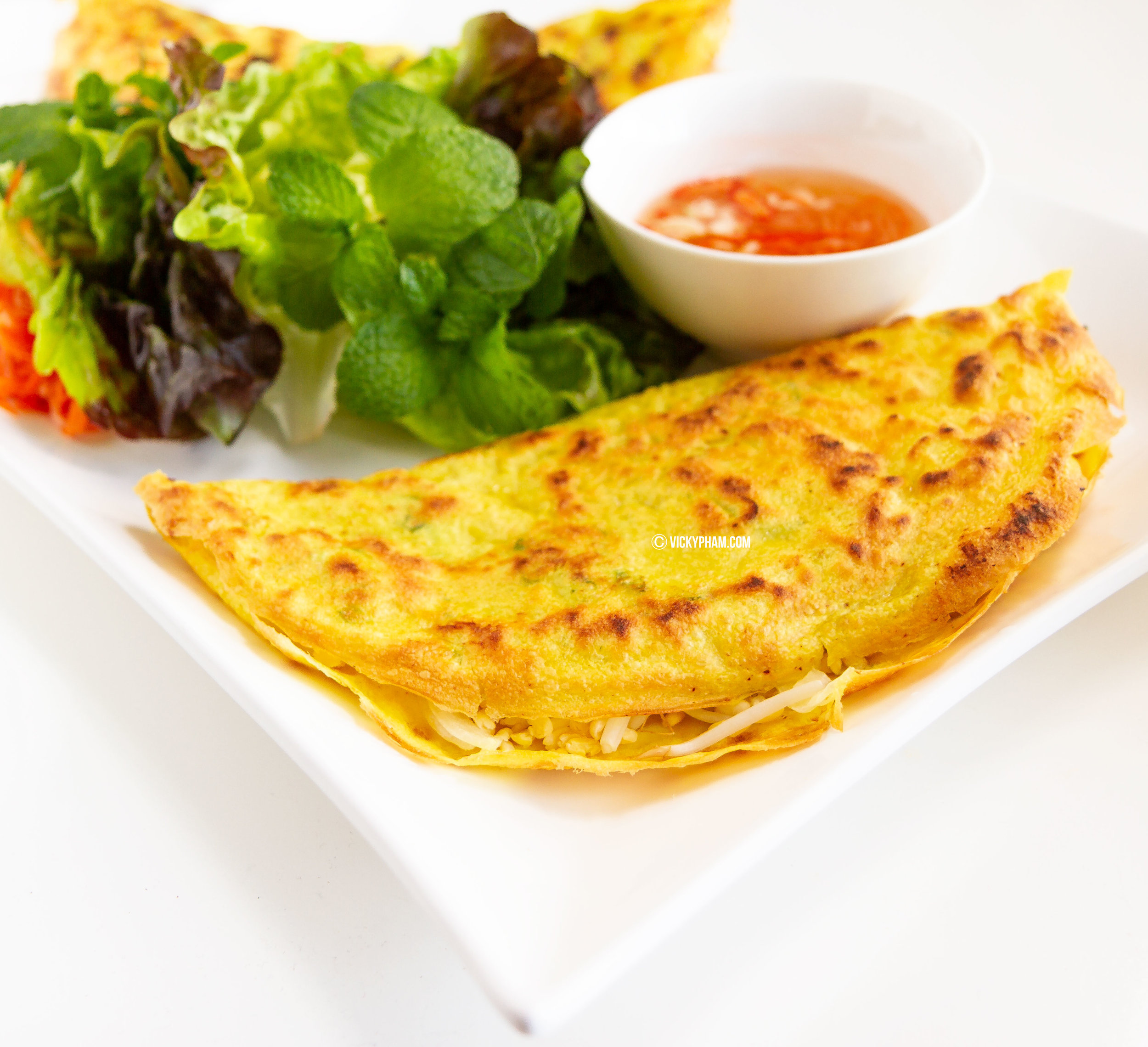 Vietnamese Sizzling Crispy and Savory Crepes (Bánh Xèo)