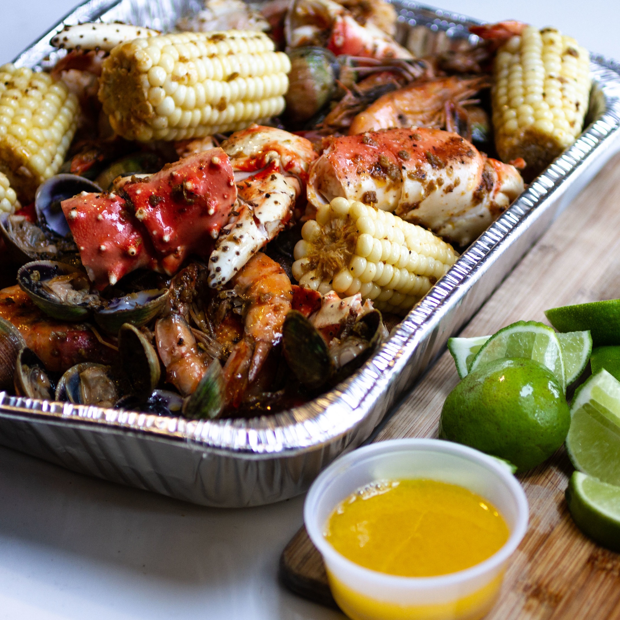 Seafood Boil Sauce: Garlic Butter Lemon Pepper