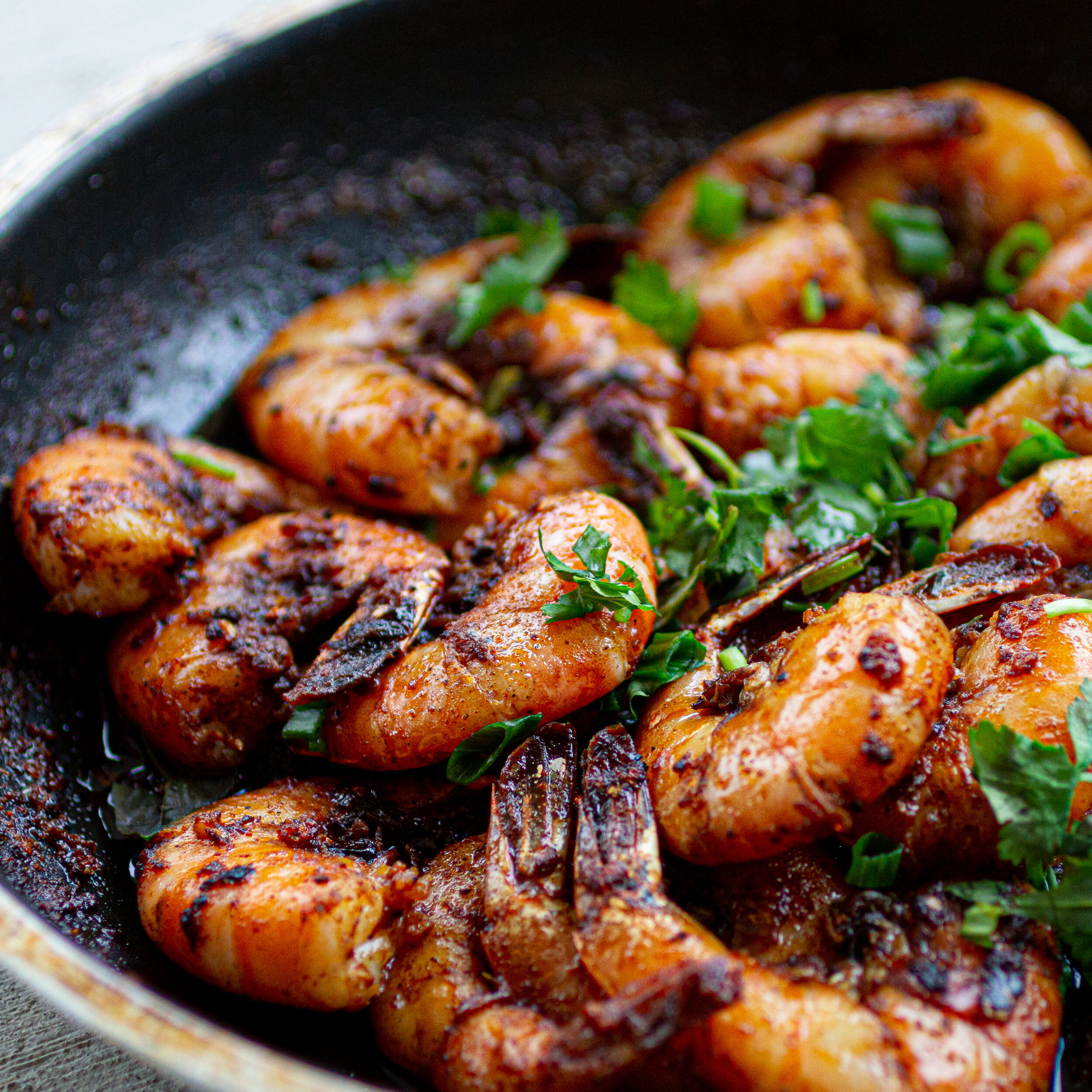 Garlic Butter Shrimp (Tôm Xào Bơ Tỏi)