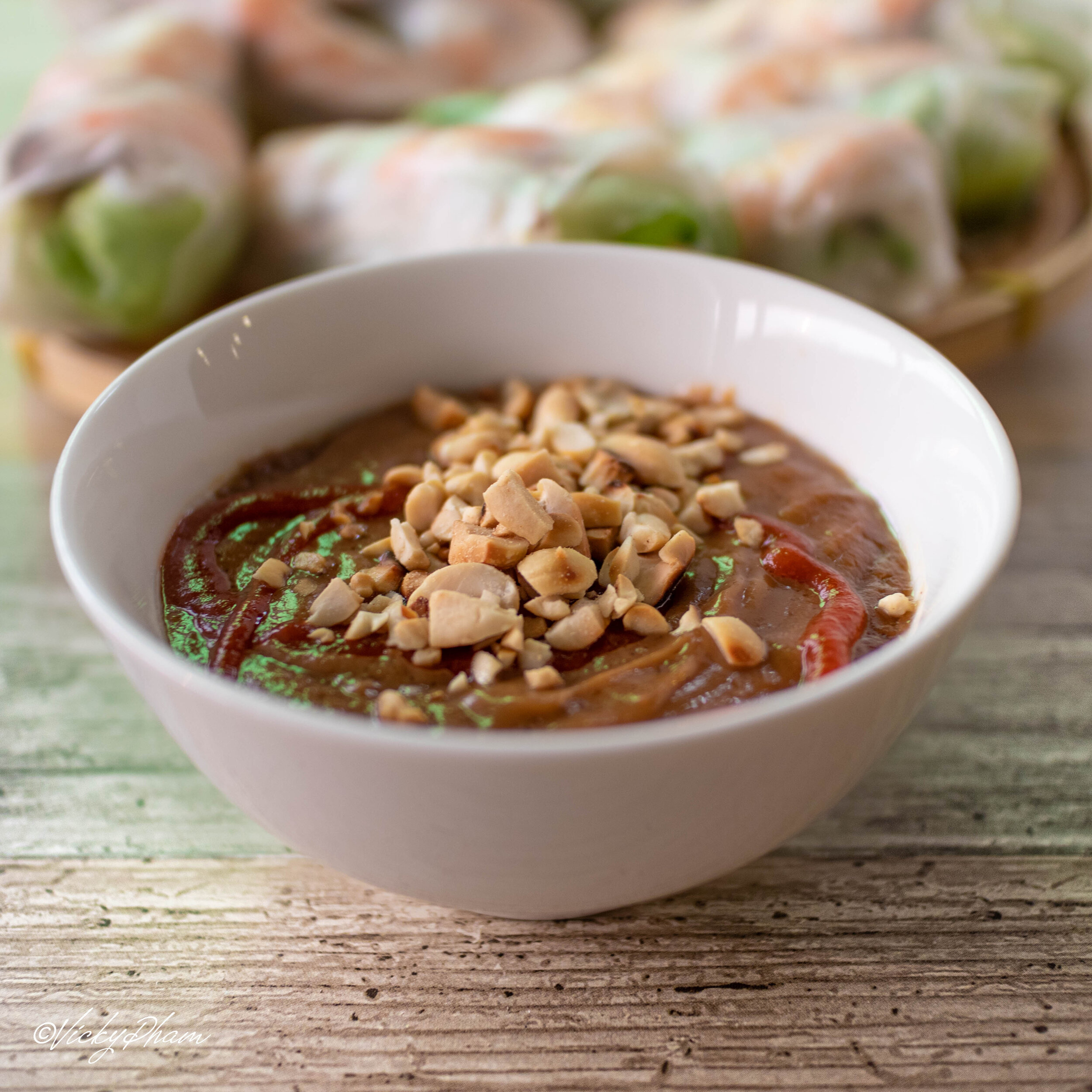 Vietnamese Peanut Dipping Sauce for Spring Rolls (Tương Chấm Gỏi Cuốn)