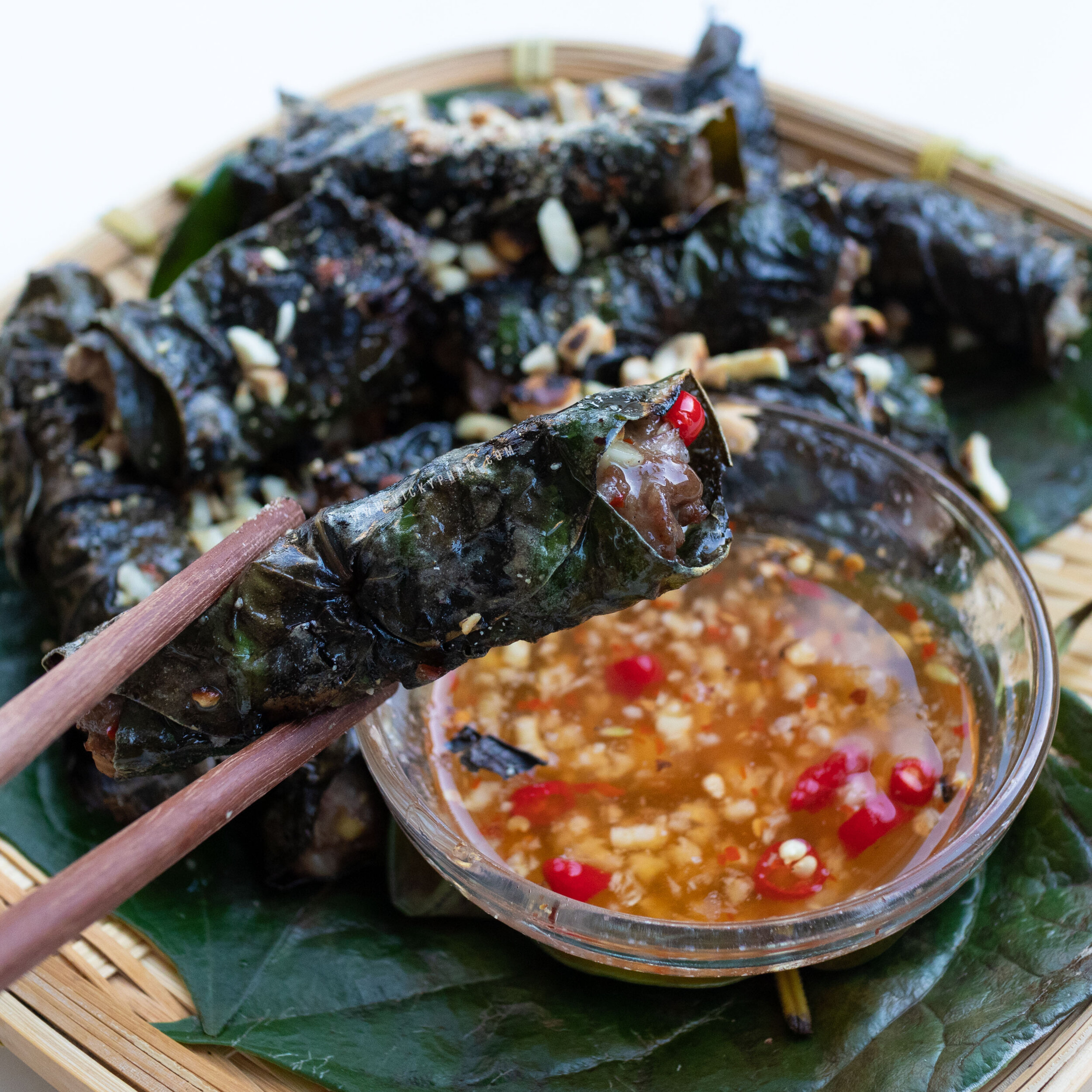 Vietnamese Grilled Beef in Wild Betel/Piper Lolot Leaves (Bò Nướng Lá Lốt)