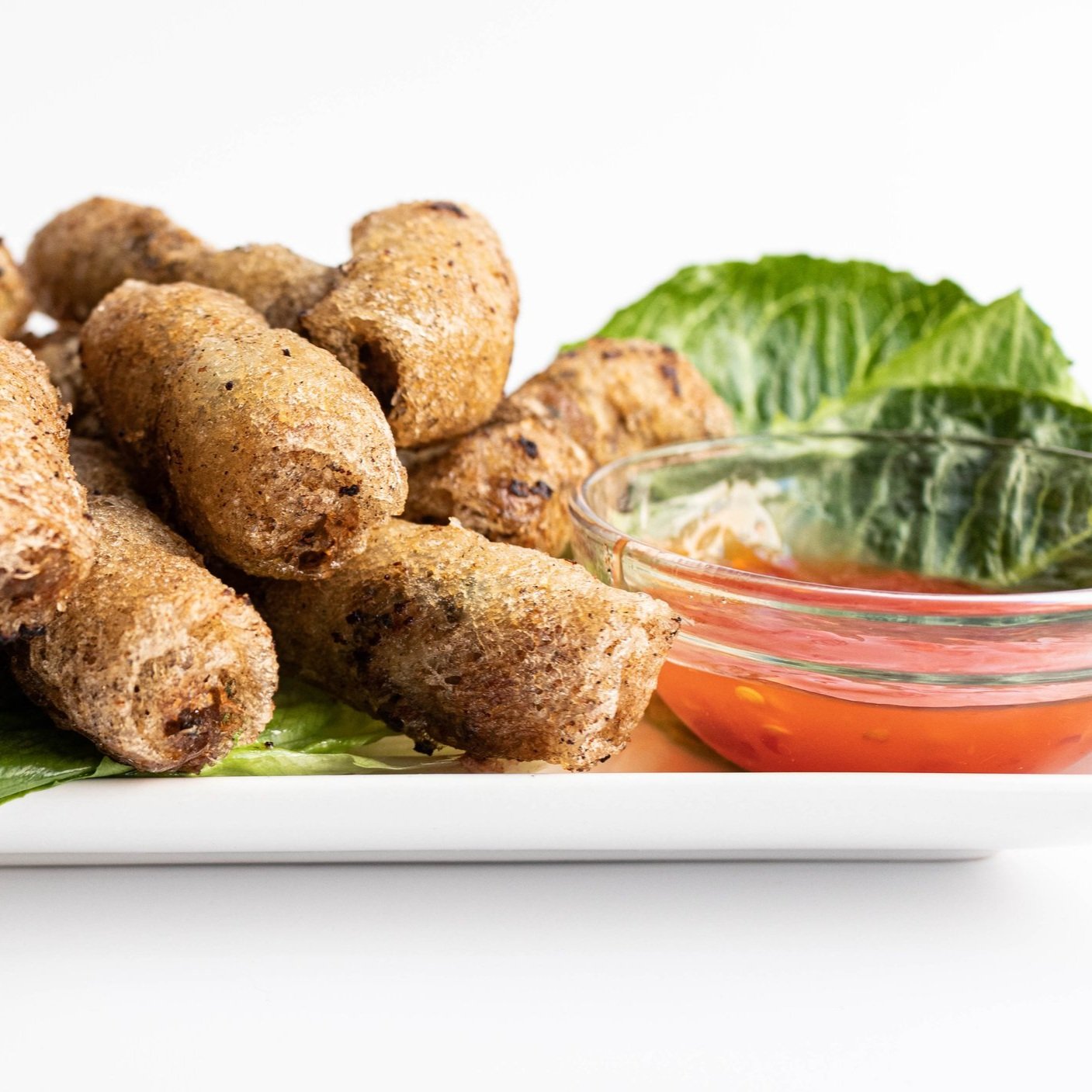 Crispy Fried Spring Roll with Rice Paper Wrapper (Cha Gio)