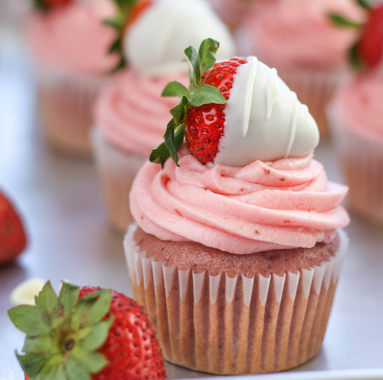 Strawberry Cupcakes with Strawberry Cream Cheese Frosting