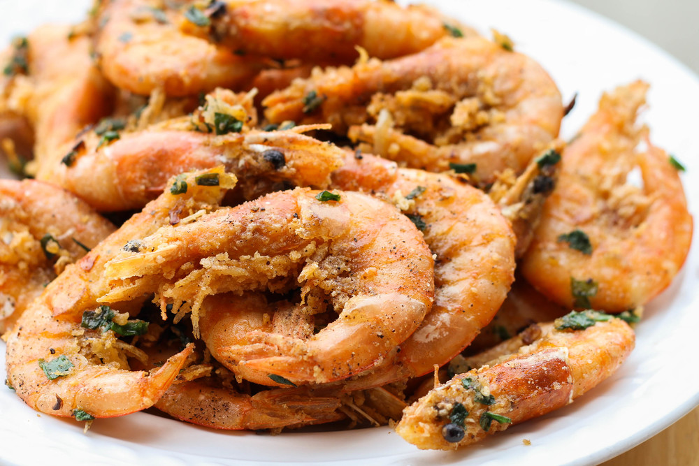 Vietnamese Crispy Salt and Pepper Prawns (Tom Rang Muoi)
