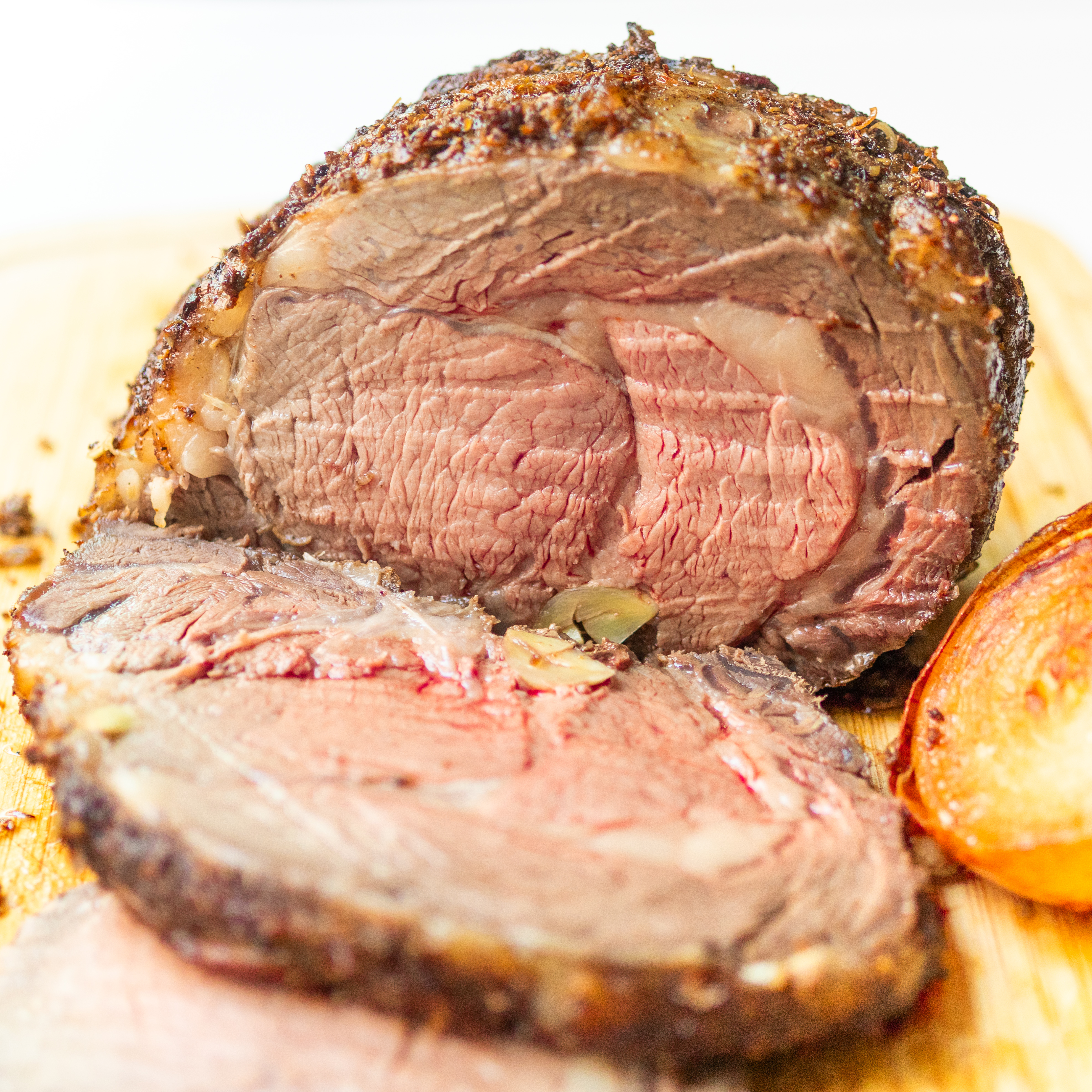 Lemongrass Prime Rib Roast with Asian-Style Au Jus Sauce