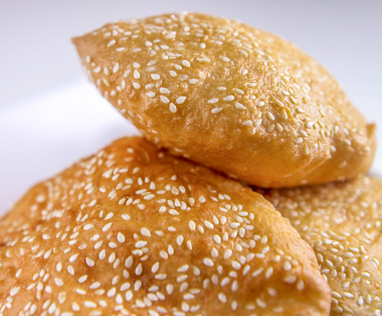 Vietnamese Hollow Donut with Yeast Recipe (Bánh Tiêu)